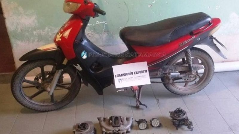 En controles, retienen motos robadas