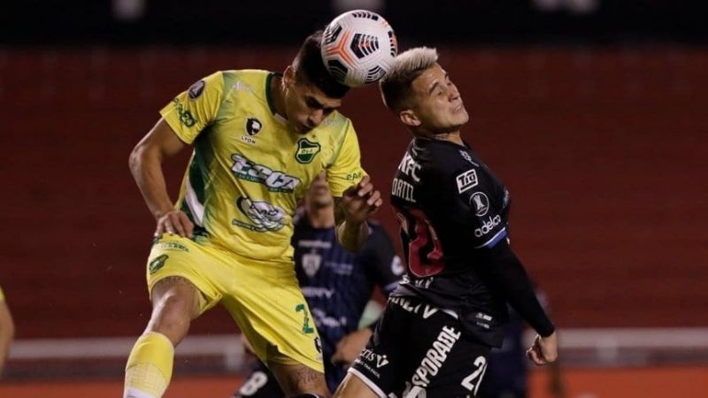 Defensa y Justicia rescató un empate en Ecuador