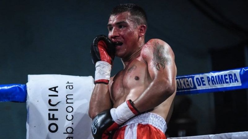 Púgil perdió por KO, dio Covid, le robaron y hoy lucha por su vida