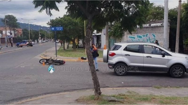 Mujer mayor debió ser asistida tras un choque