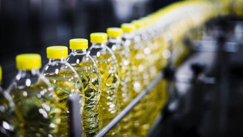 Prohíben la fabricación y venta de un aceite de girasol