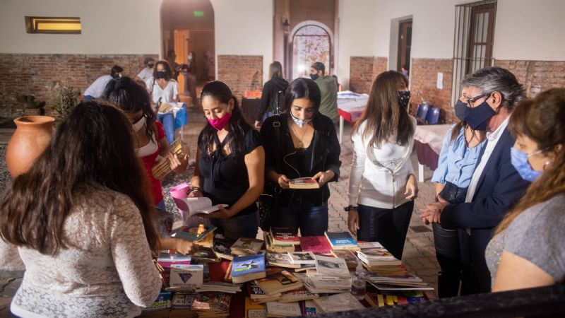 El Mercado de Libros, con interesante programación