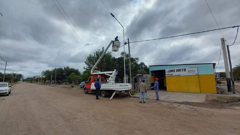 Avanza la obra de luminaria led en Recreo
