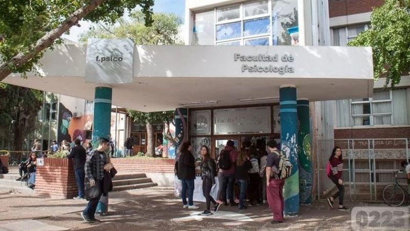 Murió de coronavirus una joven de 21 años en Mar del Plata