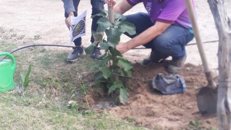 Alumnos y docentes de Siján conmemoraron el Día de la Tierra