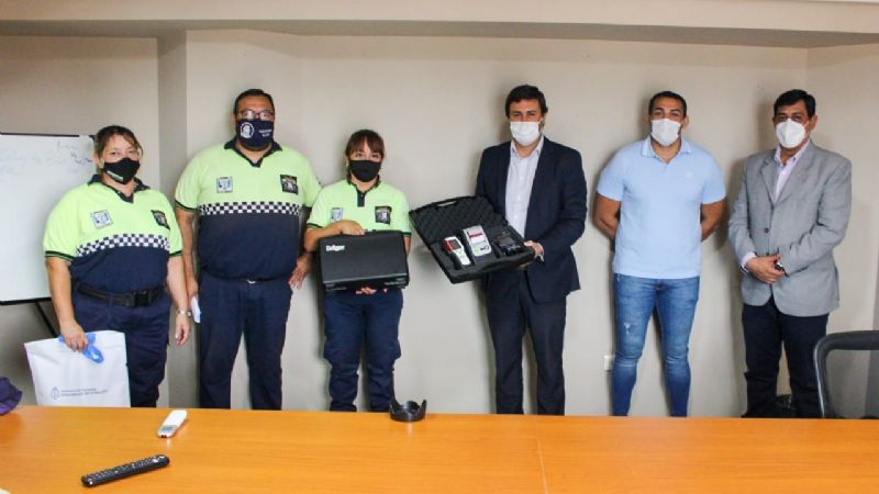 Entregaron alcoholímetros a Valle Viejo y FME