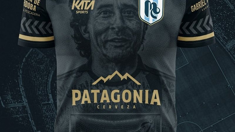 "Loco" por Juárez, Nelson Leiva lo recuerda en su buzo de arquero