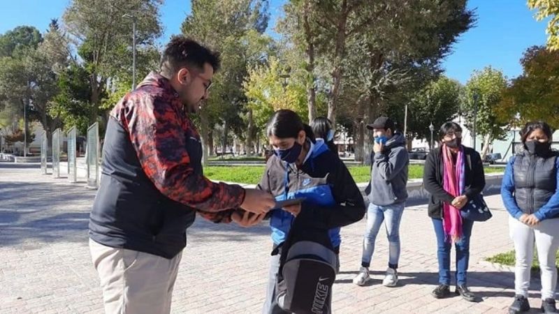 Beneficiarios en San José del Apoyo Extraordinario Cultura Solidaria