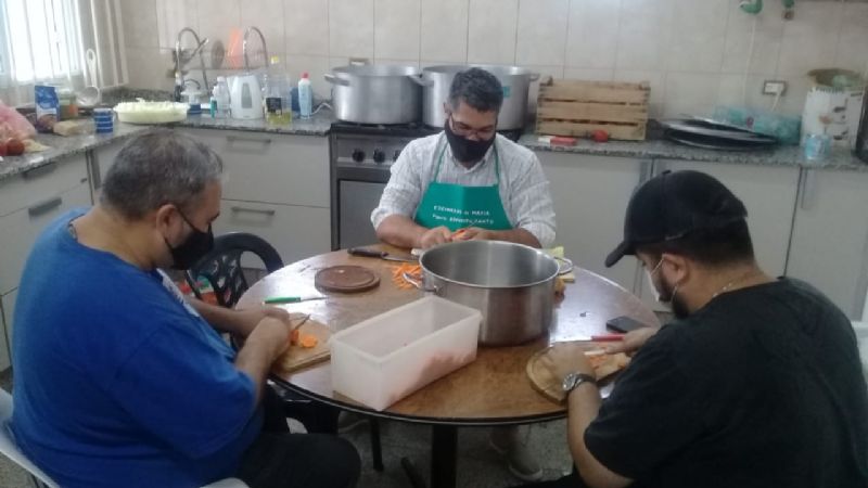 Los Cocineros de María celebraron su primer año de servicio