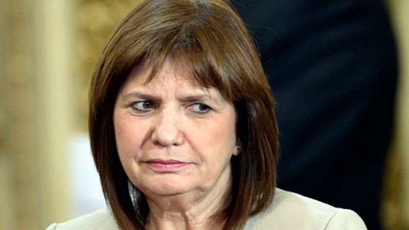 Bullrich: "Le podríamos haber dado las Islas Malvinas a Pfizer"