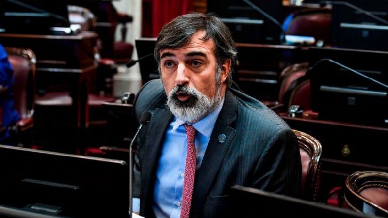Esteban Bullrich confirmó que padece una grave enfermedad