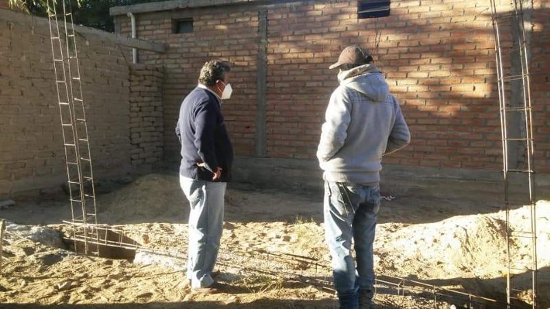 Gómez visitó obras en Famatanca y San José