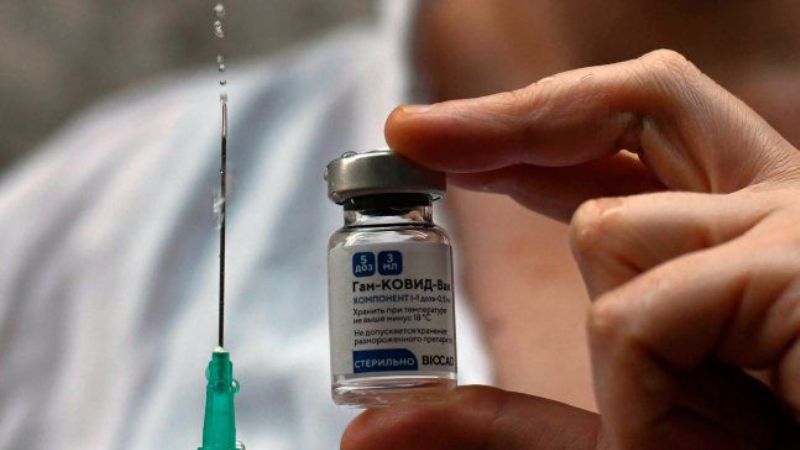 La Sputnik Light reduce a la mitad el riesgo de infección por coronavirus