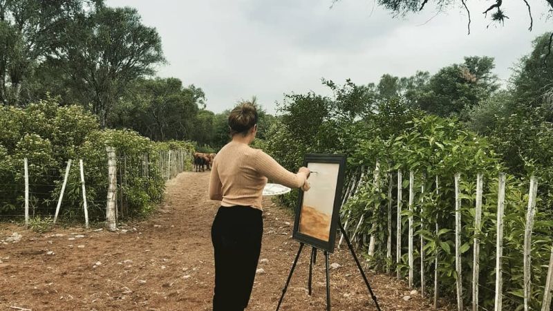 Artista catamarqueña seleccionada en París