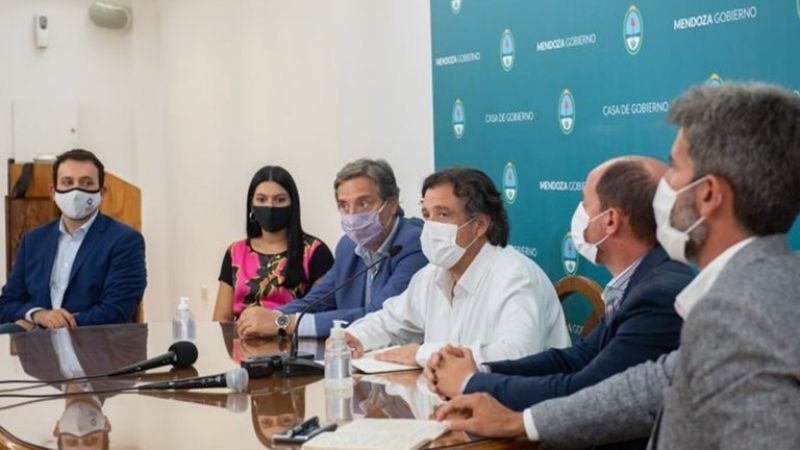 Mendoza anunció la restricción nocturna