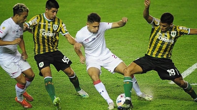 Banfield desafió al “Pincha” y el Covid, para rescatar un empate