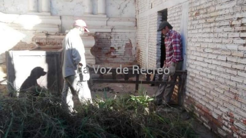 Párroco trabaja con vecinos para recuperar la capilla de Anjuli