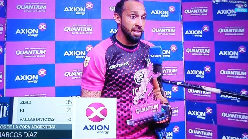 Por penales y por Marcos Díaz, Talleres eliminó a Vélez