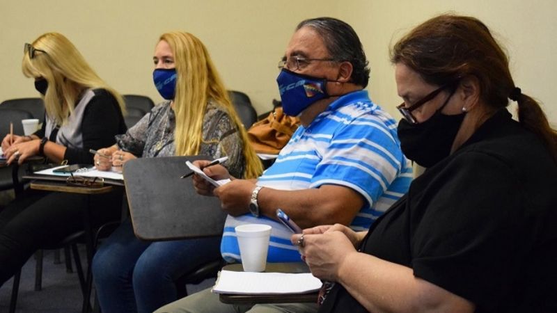 La Intersindical rechazó un 35% a cobrar en dos cuotas