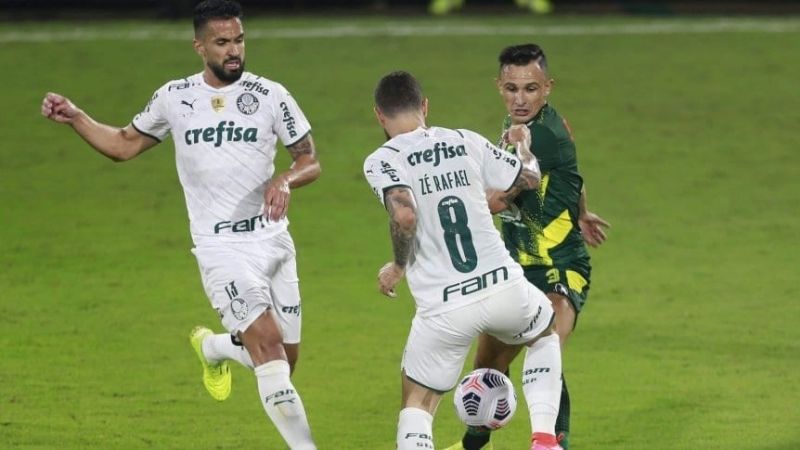 Defensa perdió con Palmeiras, en la ida por la Recopa