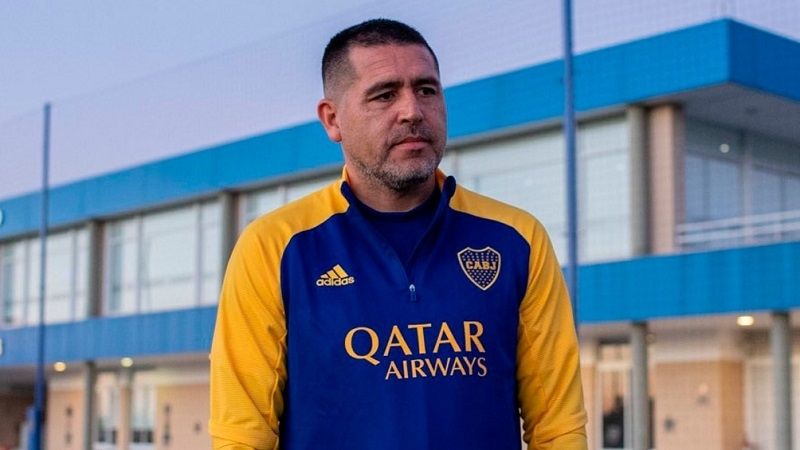 Indagarán a Riquelme por presencia de su hijo en palco de Boca