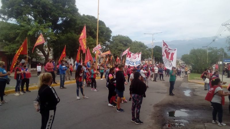 Piquete para pedir asistencia social