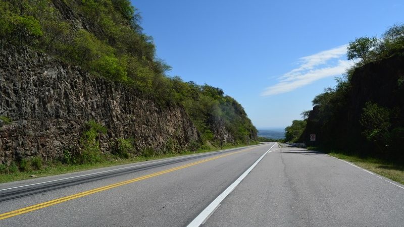 Trece ofertas para reconstruir y repavimentar la Ruta 38