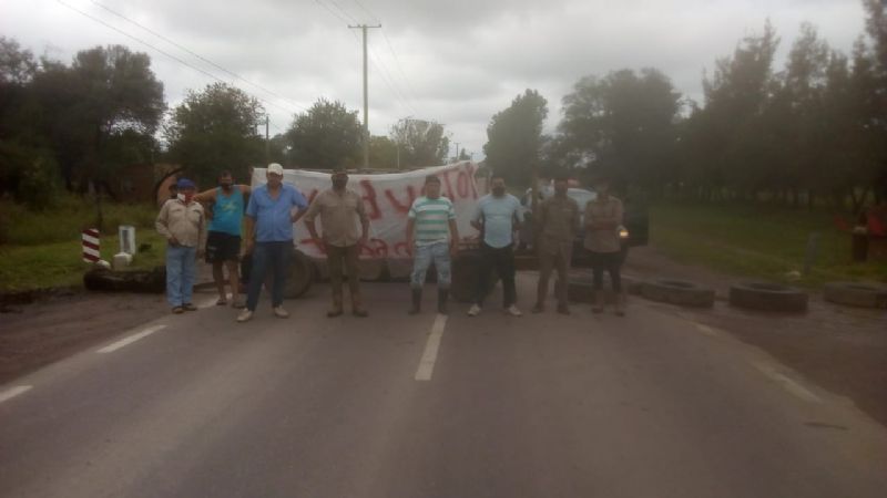 Tabacaleros volvieron con el corte de la ruta 64