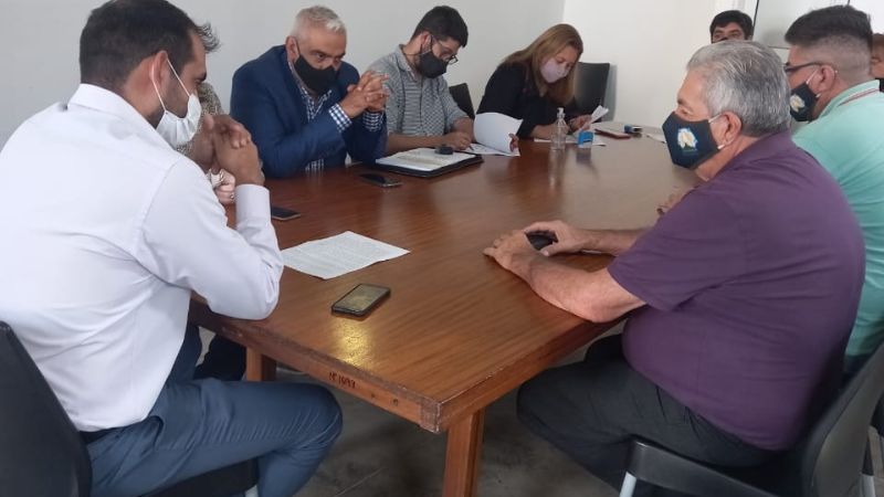 Gobierno alcanzó un nuevo acuerdo salarial con los gremios