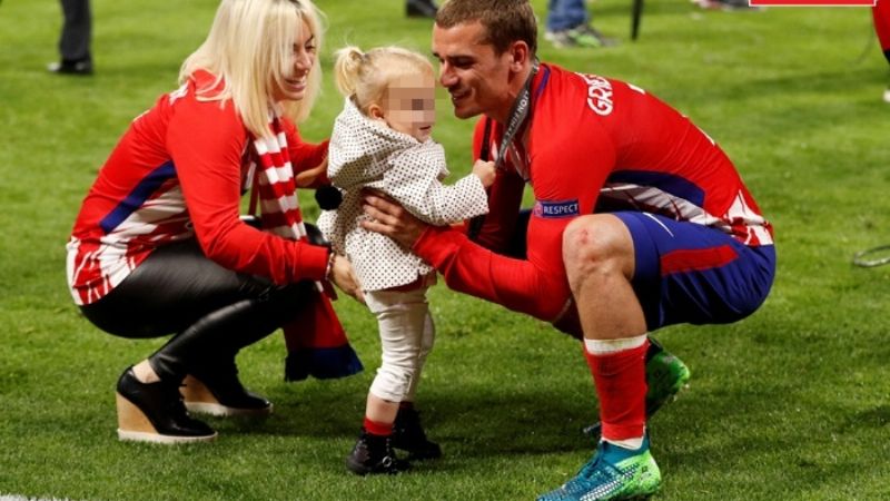 Otro récord de Griezmann; sus 3 hijos nacieron el 8 de abril