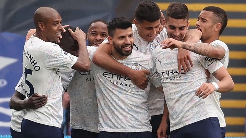 Con un gol de Agüero, el City, quedó a un paso del título