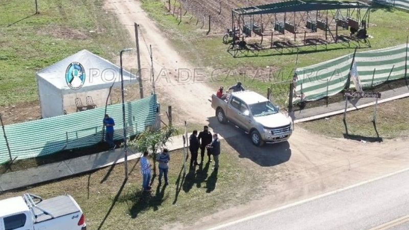 La Provincia envió policías a Bañado de Ovanta para evitar una carrera de caballos