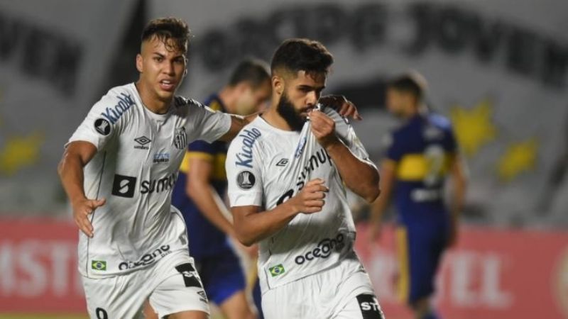 Santos vence a Boca y lo desplaza del puesto de clasificación