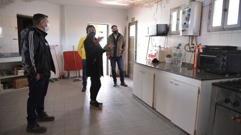 Inician trabajos para recuperar la Hostería Polo Giménez