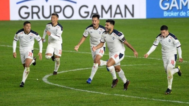 Independiente venció a Estudiantes por penales y es semifinalista