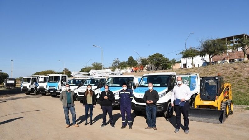 Saadi entregó nuevos vehículos