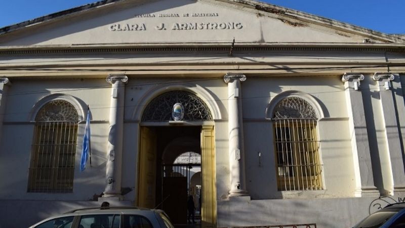 Correos institucionales para remitir información a los IES