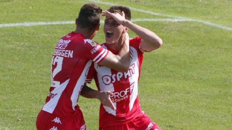 Unión venció a Defensa y está en los 4tos., desalojando al “Rojo”