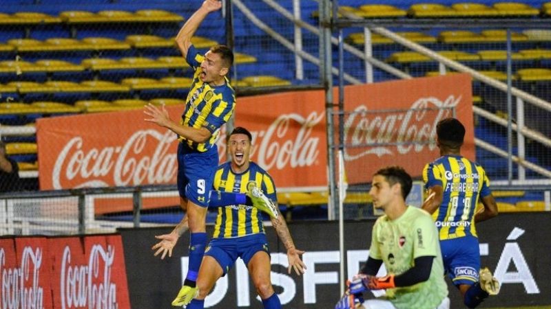 Rosario Central goleó a Newell’s y sueña con la clasificación