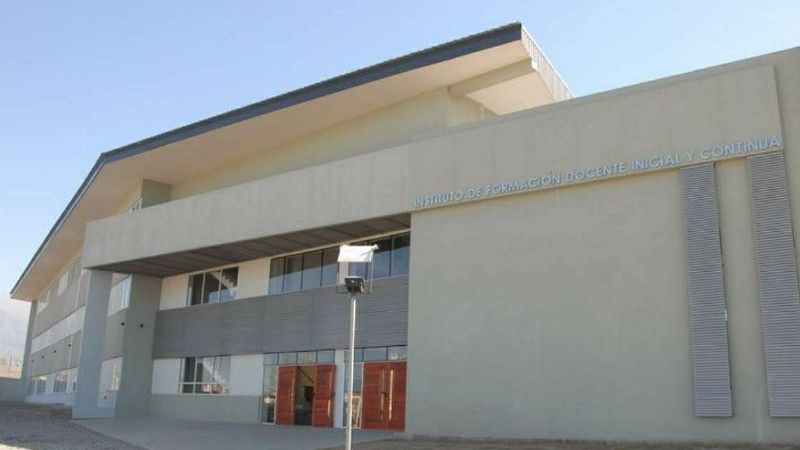 Autorizan la cobertura de horas cátedras en los IES