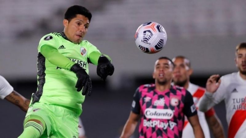 El buzo de Enzo Pérez causó furor entre los hinchas de River