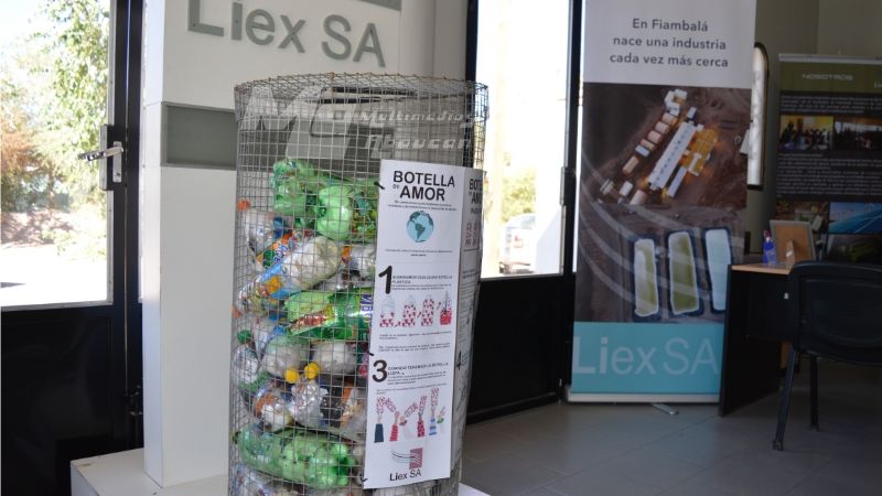 Continúa la campaña “Botella de Amor”