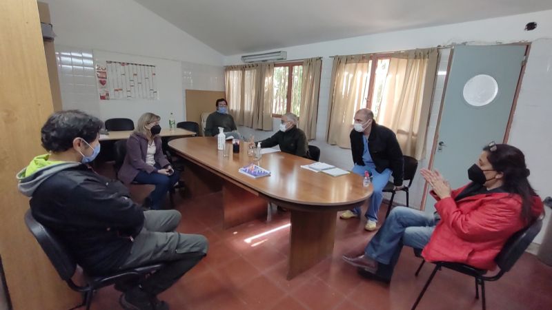 Coordinan la ampliación del Hospital Modular en el San Juan