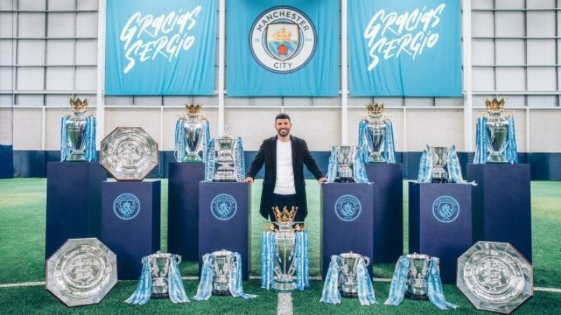 Un ídolo forjado a goles y récord para el City y el fútbol inglés