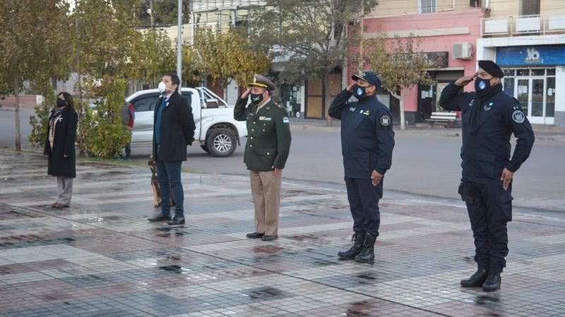 Apoyo económico a comercios, artesanos, emprendedores y trabajadores de salud