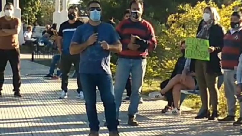 Comerciantes de Recreo llaman a la desobediencia