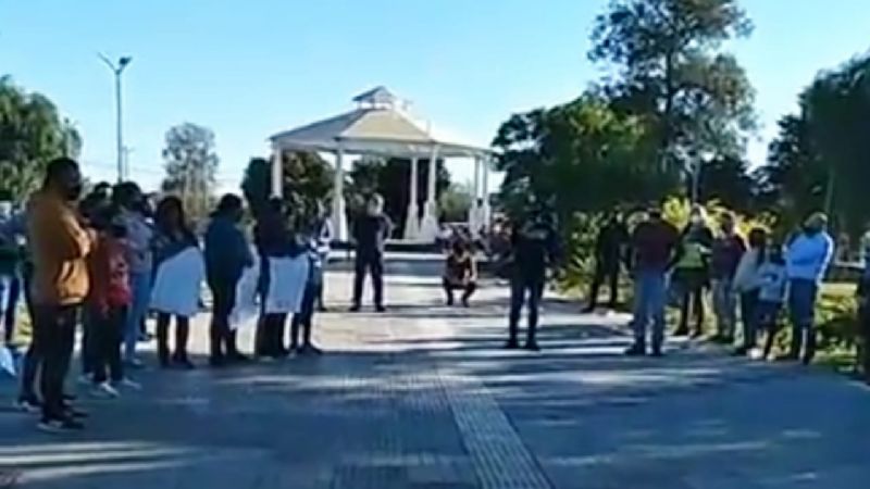 Comerciantes de Recreo llaman a la desobediencia