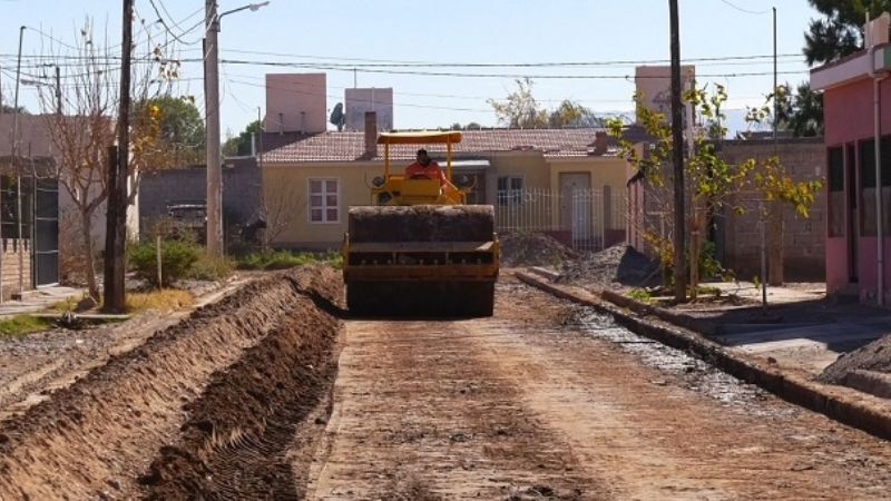 Inició obra de pavimentación en Fiambalá