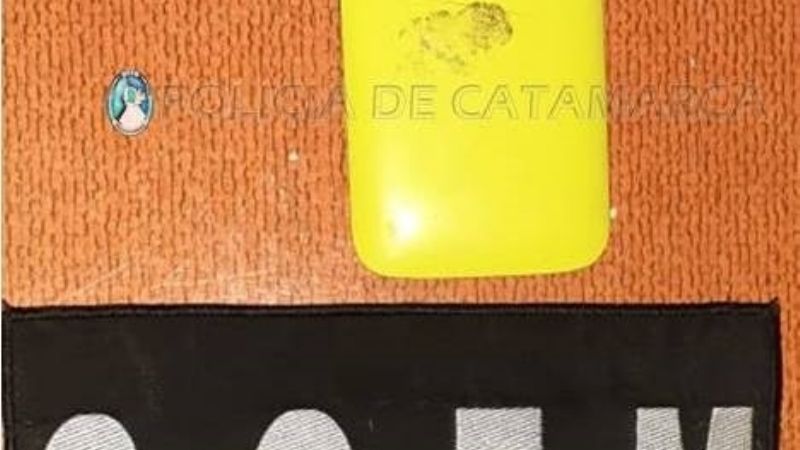 Mujer le arrebató el celular a un jubilado de 90 años
