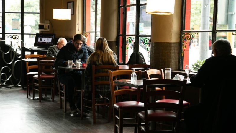 Casi 12 mil restaurantes y hoteles cerraron en el país por la pandemia